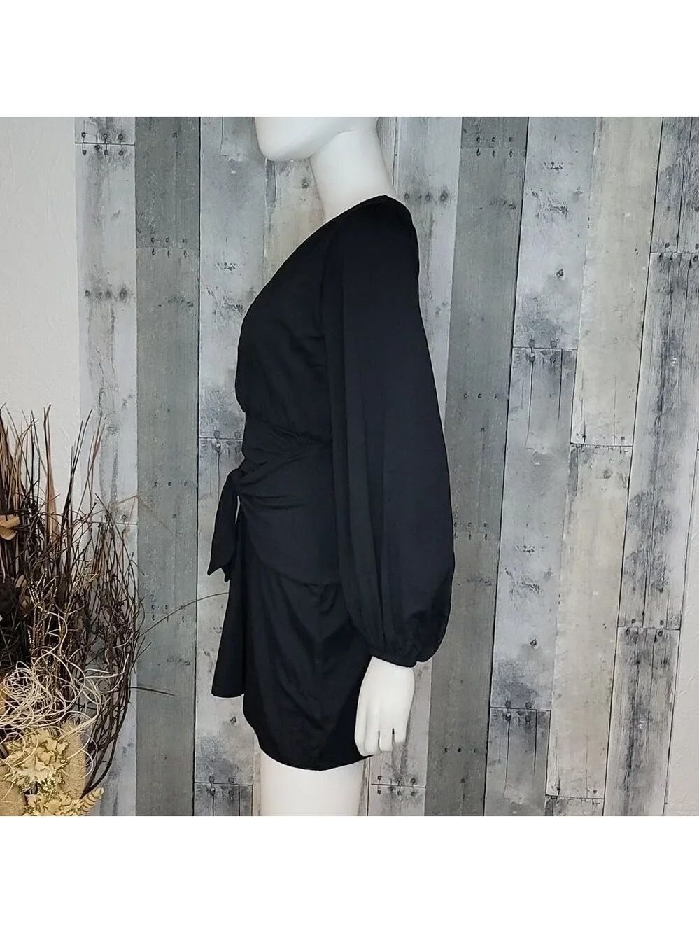 Susana Monaco Gathered Sleeve Dress - Picture 5 of 12